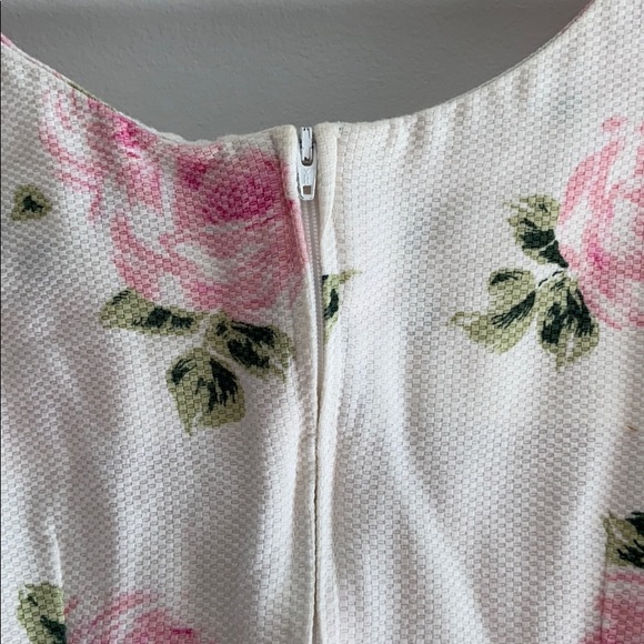 Vintage GUESS dress - Picture 4 of 8